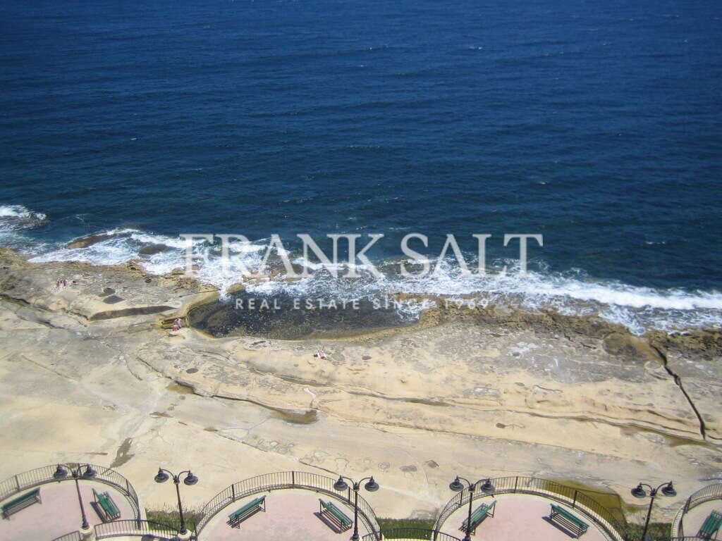 Apartamento de 3 dormitorios en Sliema, Malta No. 8500