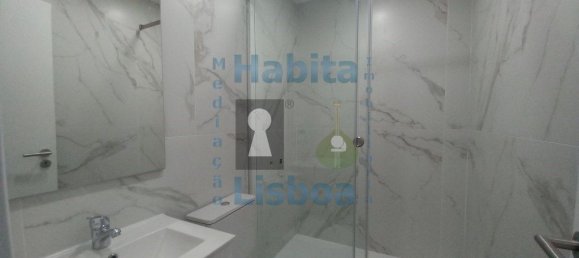 3 Schlafzimmer Doppelhaus in Costa da Caparica, Portugal, Nr. 30532 42