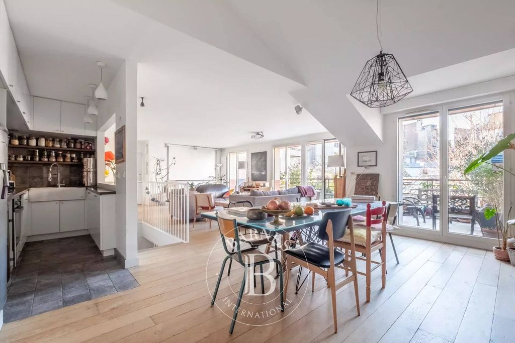 2 Schlafzimmer Doppelhaus in Paris, France, Nr. 123913