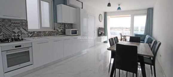 2 chambres Penthouse à Saint Paul's Bay, Malta No. 6969 15