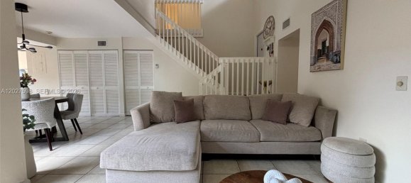 3 dormitorios propiedad comercial en venta en Miami, Miami-Dade, Florida, USA № 615048 10