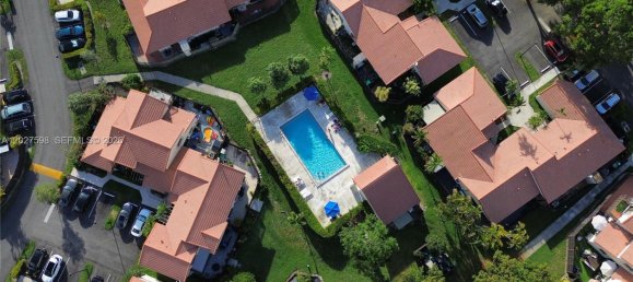 3 dormitorios propiedad comercial en venta en Miami, Miami-Dade, Florida, USA № 615048 15