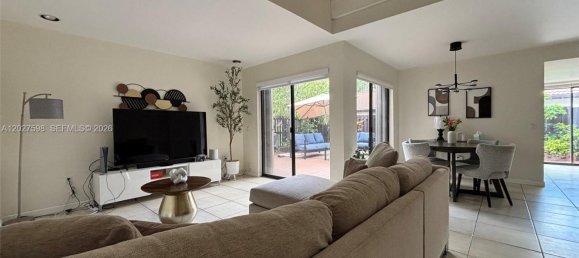 3 dormitorios propiedad comercial en venta en Miami, Miami-Dade, Florida, USA № 615048 11