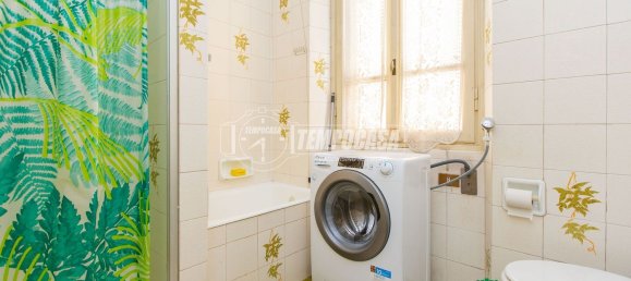 Квартира с 2 комнатами в Бусто Арсицио, Италия № 302806 10