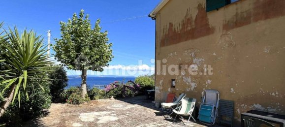 3 bedrooms House in Rio, Italy No. 262039 10