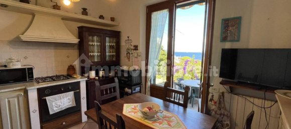 3 bedrooms House in Rio, Italy No. 262039 6