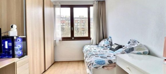 2 bedrooms Apartment in Fontenay-le-Fleury, France No. 279283 7