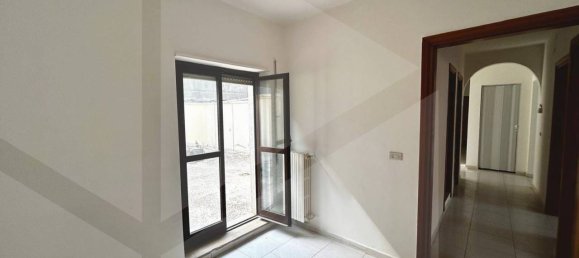 4-salle Appartement à Bitritto, Italy No. 31504 20