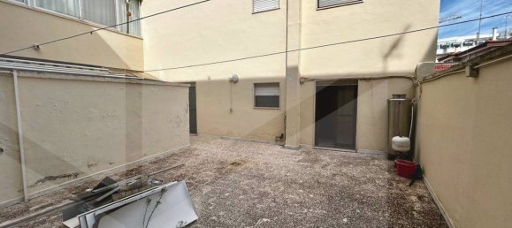 4-salle Appartement à Bitritto, Italy No. 31504 27