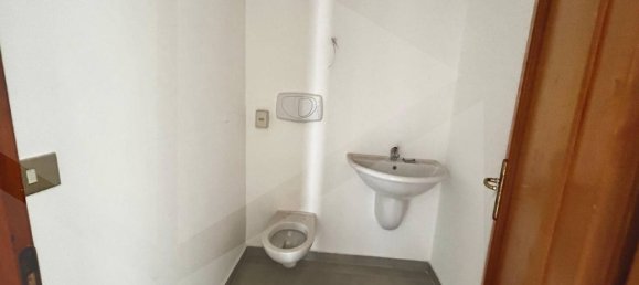 4-salle Appartement à Bitritto, Italy No. 31504 24