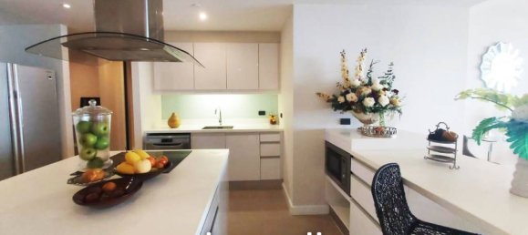 4 bedrooms Condo in Bang Lamung, Thailand No. 16045 6