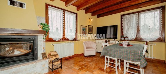 Квартира с 3 комнатами в Риванаццано Терме, Италия № 152772 3