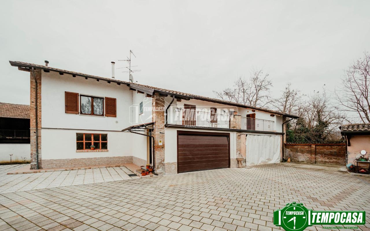 Квартира с 3 комнатами в Риванаццано Терме, Италия № 152772