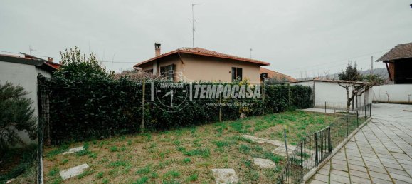 Квартира с 3 комнатами в Риванаццано Терме, Италия № 152772 6