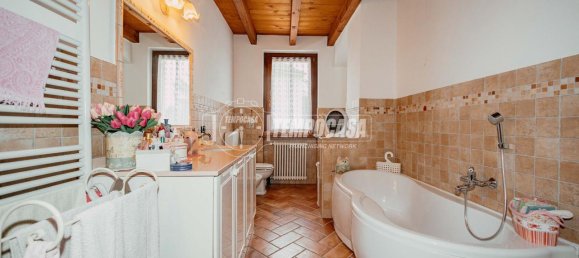 Квартира с 3 комнатами в Риванаццано Терме, Италия № 152772 12