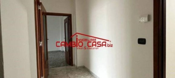 4-Zimmer Wohnung in Taranto, Italy, Nr. 118775 12