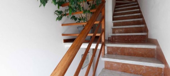 3 Schlafzimmer Villa in Viareggio, Italy, Nr. 73361 18