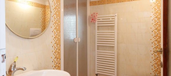 3 Schlafzimmer Villa in Viareggio, Italy, Nr. 73361 22