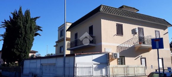 1 bedroom Apartment in Rome, Italy No. 318687 7