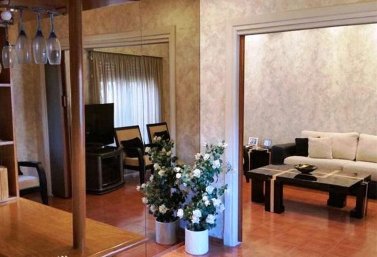 4 bedrooms House in Montevideo, Uruguay No. 2336