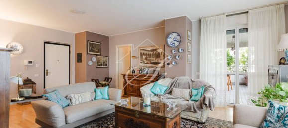 Квартира с 2 спальнями в Милан, Италия № 380446 2