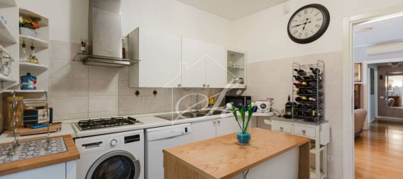 Квартира с 2 спальнями в Милан, Италия № 380446 18