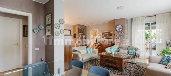 Квартира с 2 спальнями в Милан, Италия № 380446 3