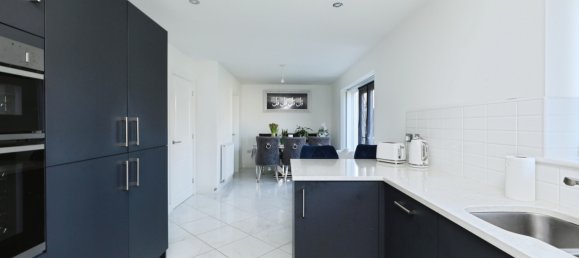  House in Worksop, United Kingdom No. 1958 4