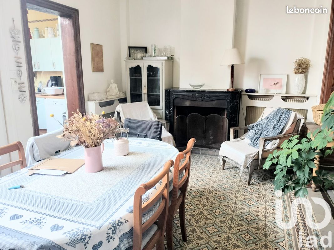 4 bedrooms House in Saint-Amand-les-Eaux, France No. 255103