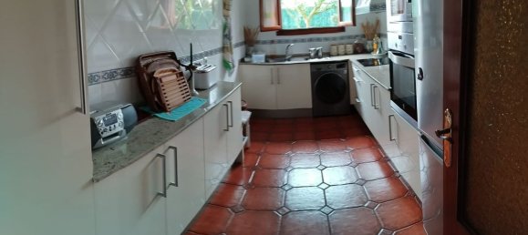 4 bedrooms House in Santona, Spain No. 154404 16