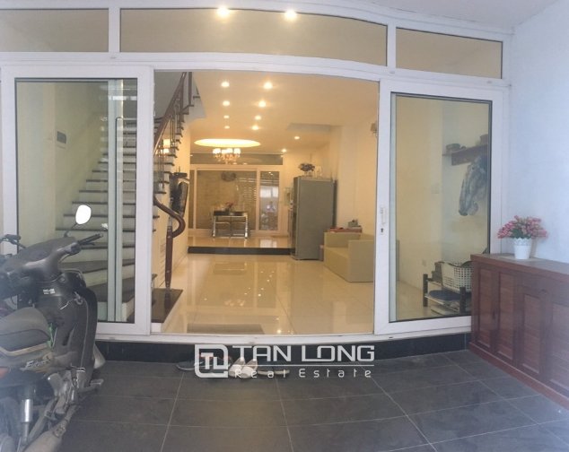 4 bedrooms House in Tay Ho, Vietnam No. 1603