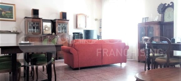 3 bedrooms Apartment in Avezzano, Italy No. 124838 4