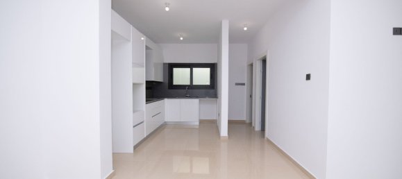 Apartamento T2 em Kato Paphos, Cyprus N.º 22254 2