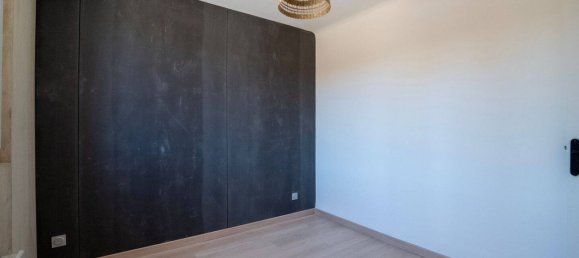 2 bedrooms Apartment in Aix-en-Provence, France No. 325782 3