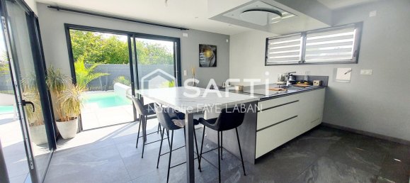 Дом с 3 спальнями в Шательро, Франция № 281162 5