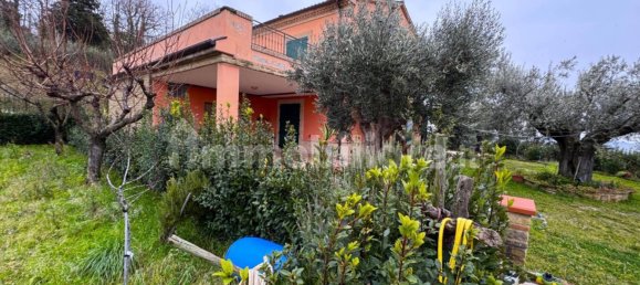 Дом с 5 спальнями в Толентино, Италия № 10851 2