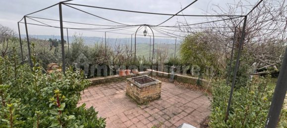 Дом с 5 спальнями в Толентино, Италия № 10851 6