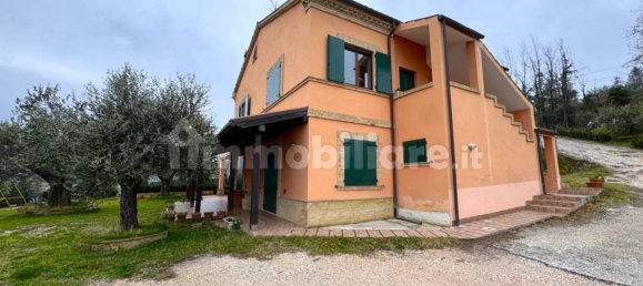 Дом с 5 спальнями в Толентино, Италия № 10851 3