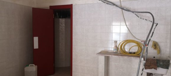 130m² Commercial property in Messina, Italy No. 256300 10