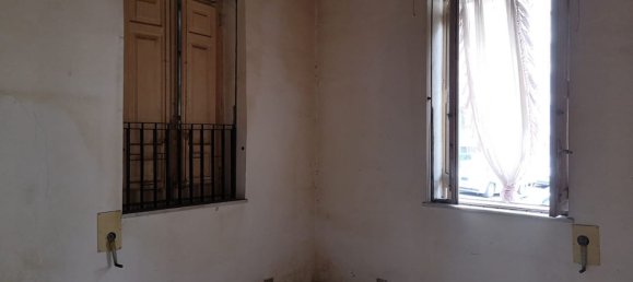 130m² Commercial property in Messina, Italy No. 256300 7