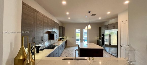 8 Schlafzimmer Villa in Miami, USA, Nr. 614203 15