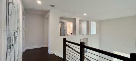 8 Schlafzimmer Villa in Miami, USA, Nr. 614203 19