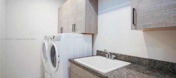 8 Schlafzimmer Villa in Miami, USA, Nr. 614203 24