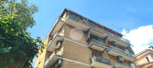 3 rooms Penthouse in Rome, Italy No. 146021 4