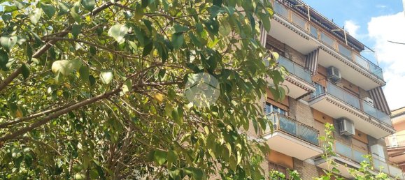 3 rooms Penthouse in Rome, Italy No. 146021 2