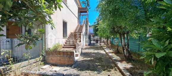 2 chambres Appartement à Legnago, Italy No. 347253 4