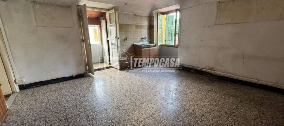 3 bedrooms Apartment in Altare, Italy No. 272618 4