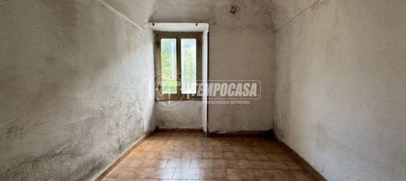 3 bedrooms Apartment in Altare, Italy No. 272618 7