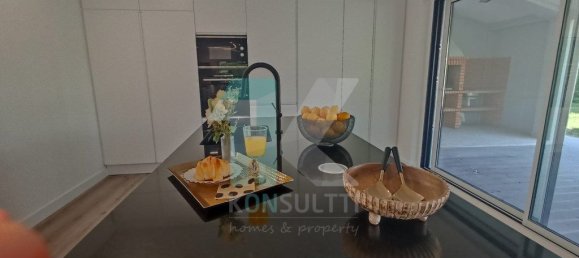 4 Schlafzimmer Schlösser in Almada, Portugal, Nr. 307005 19