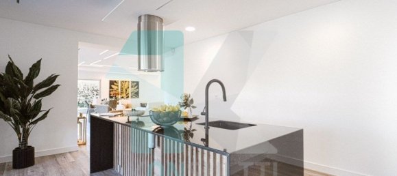 4 Schlafzimmer Schlösser in Almada, Portugal, Nr. 307005 14